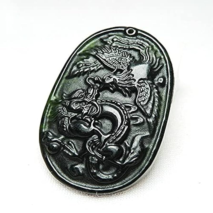 天然本翡翠 龍彫刻ペンダント 緑色お守り 天然本翡翠 龍彫刻ペンダント 緑色お守り